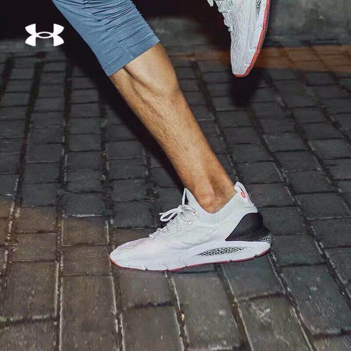 Under armour hot sale shoes lazada