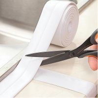 Self Adhesive Waterproof Mildew Tape Bathroom Kitchen Shower Waterproof Mould Proof Tape Sink Bath Sealing Strip Tape