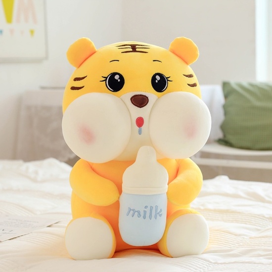 Gấu bông hổ ôm bình sữa ichigo đủ size - ảnh sản phẩm 1