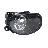 For A8 D3 2004-2007 Front Driving Fog Light Lamp Assembly with Halogen Bulbs