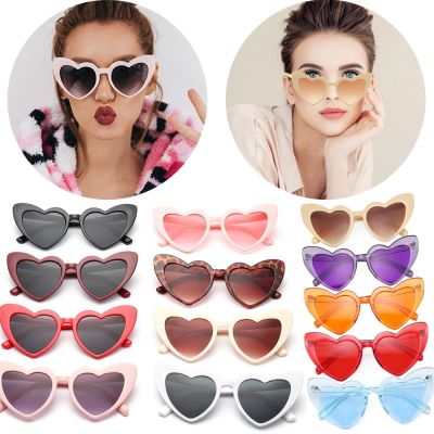 【lz】▤☌  Óculos de sol em forma de coração para mulheres óculos vintage óculos de proteção UV400 óculos clout acessórios de moda
