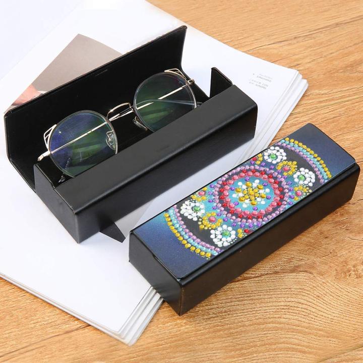 travel-friendly-eyewear-holder-hard-case-glasses-storage-customizable-sunglasses-organizer-portable-diamond-painting-glasses-case-diy-glasses-case-kit