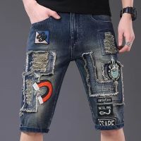 New Fashion Mens Ripped Short Jeans Brand Clothing Embroidered Badge 80% Cotton Shorts Breathable Denim Shorts Male Size 28-36