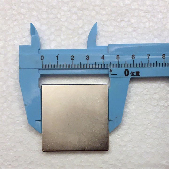 1ชิ้น-แม่เหล็กแรงสูง-สี่เหลี่ยม-45x45x10mm-50x50x10mm-แม่เหล็กแรงสูง-neodymium-45mm-x-45mm-x-10mm-แม่เหล็กถาวรแรงสูง-45x45x10-มม-neodymium-magnet-45-45-10mm-50-50-10mm