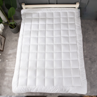 Thicken Quilted Mattress Cover King Queen Quilted Bed Fitted Bed Sheet Anti-Bacteria Mattress Topper Air-Permeable Mattress Pad