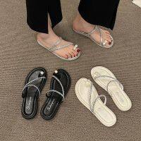 Slippers To Wear 2023 New Flat Thick Heel Thong Toe Seaside Beach Sandals French Flip-Flops