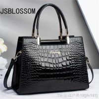 hot【DT】✕  New Handbags 2023 Color Crossbody Patent Leather Face Shoulder Fashion Pattern