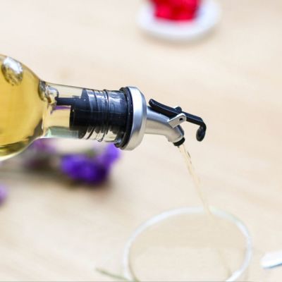 【❖New Hot❖】 liuaihong 2ชิ้นขวดพลาสติก Spers สำหรับไวน์น้ำมันปิดผนึกสุญญากาศหมุนเวียนหัวฉีดพ่นขวดเครื่องครัว Sper ฝาขวด