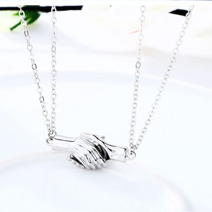 2021-fashion-2pcs-hold-hands-magnetic-couple-necklace-lovers-hand-in-hand-pendant-necklace-for-women-men-fashion-jewelry-gift