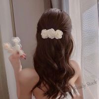【Ready Stock】 ✢ C18 White Camellia Hairpin Rose Flower Spring Clip Headdress Hairpin Female Duckbill Clip Hair Ornament