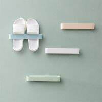 ☢₪๑  slippers suction wall-type punch-free shoe ins toilet door storage shelf