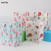 18*23*10cm 12pcs Red flowers Wedding paper bags Christmas Party gift packing bags with handle