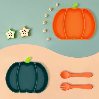 Suction Plate for Baby Toddler Halloween Pumpkin Silicone Feeding Plate 3-Divided Plates Kid Feeding Bowl Tableware
