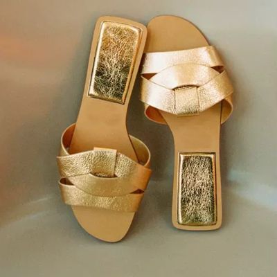 【CC】☫  Woman Slippers Fashion Brand Slides Ladies Flat Shoes Peep Toe Beach Sandals Outdoor Flip Flops Low Heel