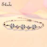 ❤Skute S925 สร้อยข้อมือโคลเวอร์ที่เต็มไปด้วยzirconsผู้หญิงเงินชุบโซ่ข้อมือOLเครื่องประดับที่เรียบง่าย