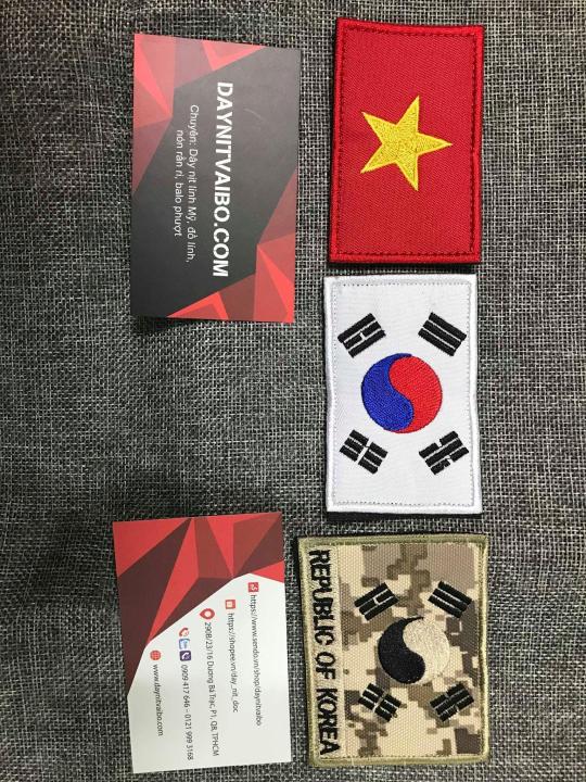 Patch Velcro cờ Việt Nam - Hàn Quốc: Chúng ta có thể thấy sự đoàn kết giữa Việt Nam và Hàn Quốc qua những chi tiết nhỏ như Patch Velcro cờ Việt Nam - Hàn Quốc. Sản phẩm này được tạo ra bởi sự kết hợp giữa hai nước và đã được sử dụng trong nhiều hoạt động của quân đội và lực lượng an ninh. Patch Velcro cờ Việt Nam - Hàn Quốc là một minh chứng rõ ràng cho tình hữu nghị giữa hai nước.