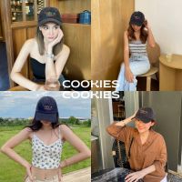 asissyclub - Lookin good in COOKIES หมวกแก๊ปลูกฟูก สีดำ ปักสลับสี