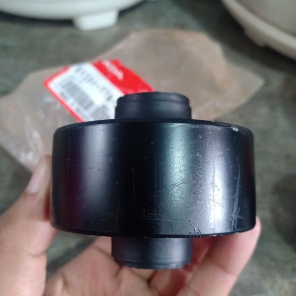 Promo Bushing Busing Bush Bos Bosh Lower Arm Karet Sayap Kapak Bawah Depan Besar Honda Hrv E 6256