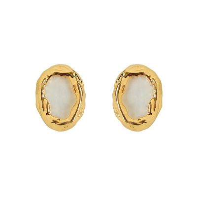 Retro Elliptical Shell Earring European Elegant Temperament Personal Fashion Earrings For Women Stud Earrings Trend Jewelry GiftTH