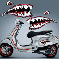 NEW2Pcs 3M สะท้อนแสงรถจักรยานยนต์ SHARK สติกเกอร์ฟันปากรูปลอกสำหรับ Vespa Piaggio GTS G LXV LT PX 125 250 300ie ฤดูใบไม้ผลิ super