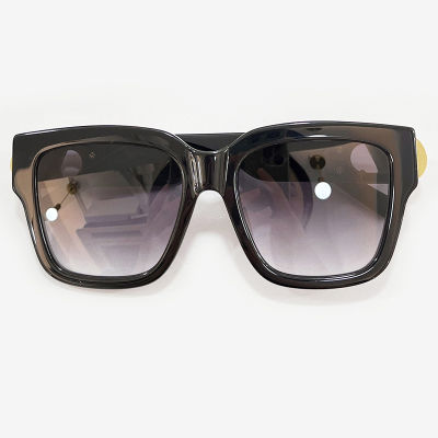 2021แว่นกันแดดผู้หญิงวินเทจเสื้อผ้าแบรนด์สแควร์ซันแว่นตาเฉดสีหญิง UV400ขับรถแว่นตาแว่นกันแดด