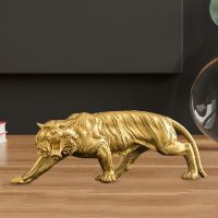 Exquisite Bear And Bull Statue Collection Resin Figurine Ornament Animal Sculpture For Desktop Shelf Bookcase Shelves Decoration