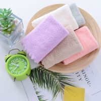 【jw】㍿✒  1PC Color Hand Coral Fleece Face Hanging Absorbent Children 30x30cm