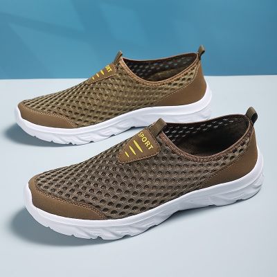 Men Sneakers Non-Slip Breathable Light Running Shoes Beach Shoes Training Sneakers Outdoor Trekking Shoes