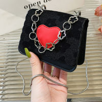 m20l8aow shop1 PC Retro Small Square Bag Women Messenger Bag Heart Chain Shoulder Bag