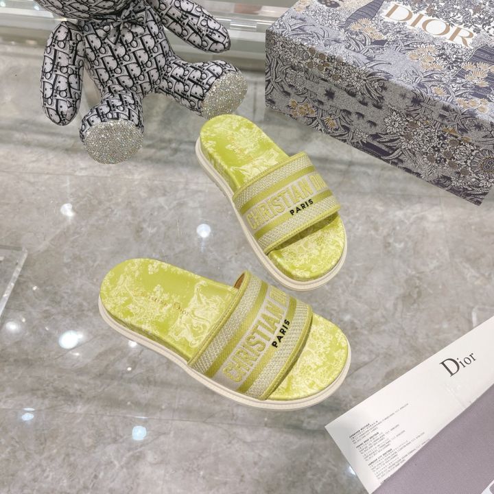 Dior Flip Flop 2021 Spring And Summer The New Yellow Three-Dimensional ...