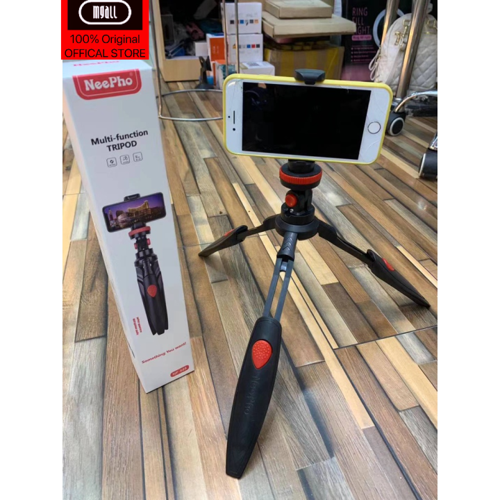monopods and tripods
