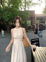 Wu 77 Cool Halter คอแขนกุดชุดเดรสหญิงเอว Slim Elegant Temperament Long Strapless Holiday Dress