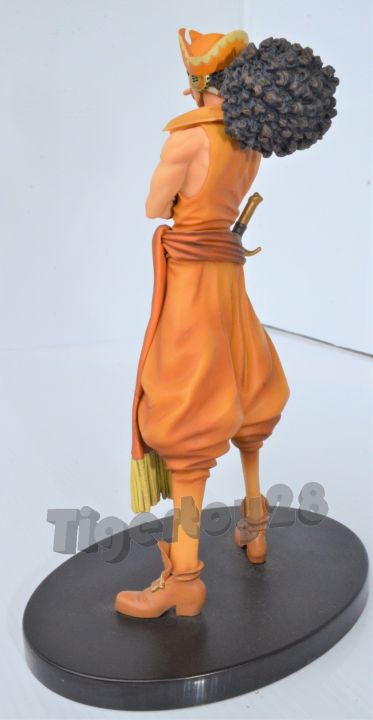 banpresto-model-figure-one-piece-อุซป-dxf-มือสองแท้ปั๊มฐาน-ปี-2013-ความสูง-16-เซนต์