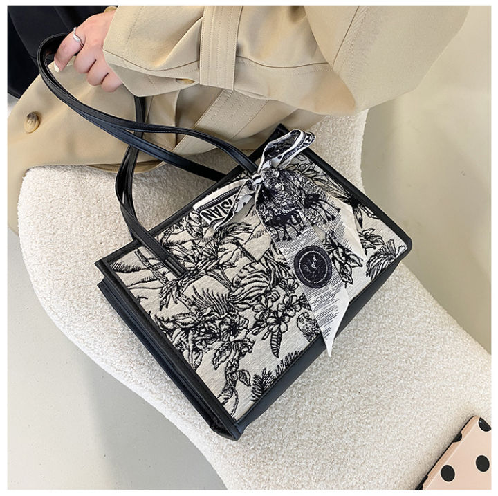 korean-style-womens-hand-bag-oil-painting-graffiti-simple-one-shoulder-large-bags-2023-new-silk-scarf-large-capacity-canvas-bag