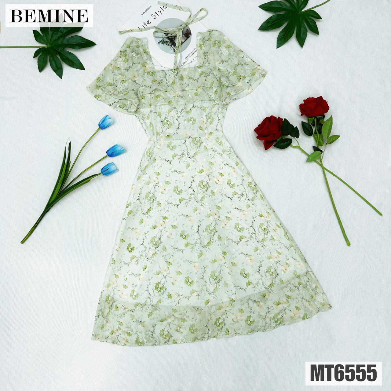 Đầm hoa nhí cổ vuông tùng xoè BEMINE MT6555