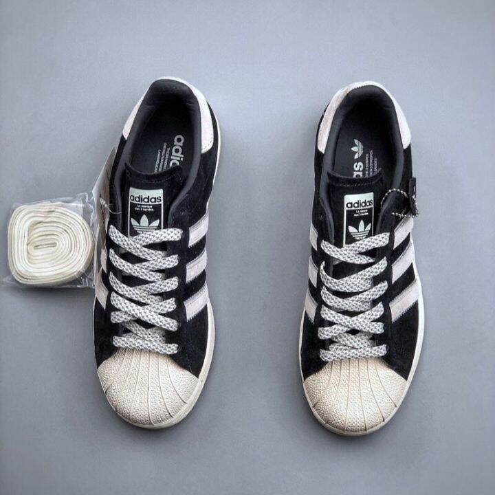 พร้อมส่ง-2023-clover-korean-classic-shell-head-black-and-white-low-top-male-and-female-school-style-sneaker-hp2368