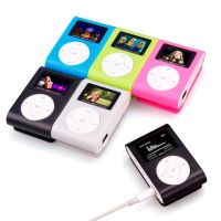 UNIVER ชาร์จใหม่ได้ ดิจิตัล ช่องเสียบการ์ด TF สื่อเพลง เครื่องเล่น MP3 หน้าจอ LCD LCD คลิปโลหะแบบหนีบ