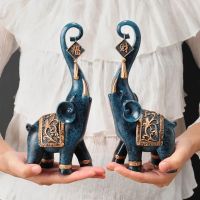 2PCS Lucky Elephant Resin Crafts Nordic Style Statues Animal Sculpture Ornaments For Home Office Decoration Desktop Decor