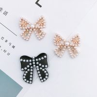 [COD] Yi Lian new handmade pearl bow tie diy mobile phone shell accessories spray paint brooch headdress