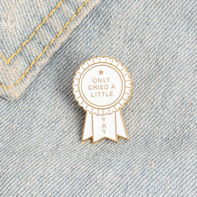 Medal Lapel Pins Fashion Award Brooches Badges Clothes Backpacks Pins Gifts for Friends Wholesale