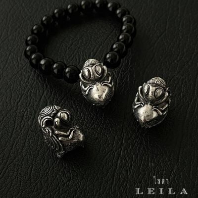 Leila Amulets พญาผึ้งหลวงราชา สีเงินยวง (พร้อมกำไลหินฟรีตามรูป)