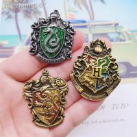 Creative Geometric Carving Pattern Enamel Pins Animal Snake Bird Lion Academy Punk Alloy Brooch Badge Personality Jewelry Gift