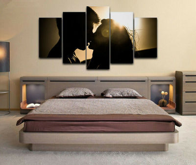 คู่โรแมนติกจูบแสงแดดผ้าใบพิมพ์ผนังศิลปะโปสเตอร์ภาพวาด HD พิมพ์ประดับห้องรูปภาพตกแต่งบ้าน5แผง