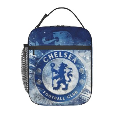 Chelsea FC กระเป๋าใส่กล่องอาหารกลางวัน มีฉนวนกันความร้อน กันน้ํา ใช้ซ้ําได้ สําหรับเด็ก และผู้ใหญ่