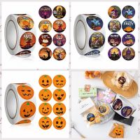 WUSHUWUJI 500 pcs/roll Pumpkin emote สติกเกอร์ฟักทองฮาโลวีน กาวไม่แห้ง โกสต์ผี ป้ายฮาโลวีน 500ชิ้น/ม้วน กาวในตัว ของตกแต่งงานปาร์ตี้