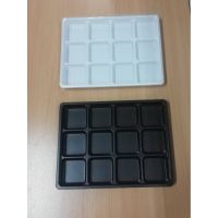 [พร้อมส่ง] กล่องพลาสติก 12 ช่อง กล่องใส่ขนม 12 ช่อง ฐานสีขาว,สีน้ำตาล [ แพ็ค 50,100 ชุด ] มีบริการปลายทาง