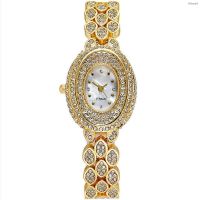 ⌚ นาฬิกาแฟชั่น⌚ Ms 202200 build costly diamond bracelet wrist watch tide female table scale quartz contracted time