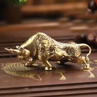 Brass Lucky Bullfighting Statue Copper Animal Miniature Figurine Bring Wealth Keychain Pendant Office Desk Home Decor Ornaments