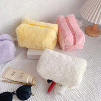 กระเป๋าดินสอขนาดใหญ่ Ins Makaron Plush Pencil Bag กระเป๋าดินสอน่ารักกระเป๋าถือแบบพกพา Sweet Soft Waxy กระเป๋าแต่งหน้า กระเป๋าดินสอ