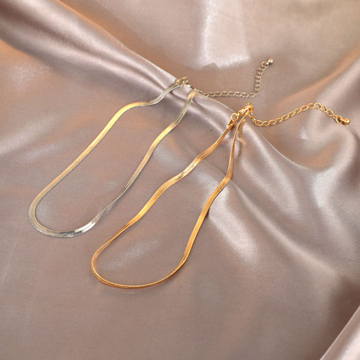 faitolagi-jewelr-faitolagiงูเรียบง่ายผ้าที่พันรอบคอสร้อยคอสั้นผู้หญิงแบนจี้ห้อยคอ